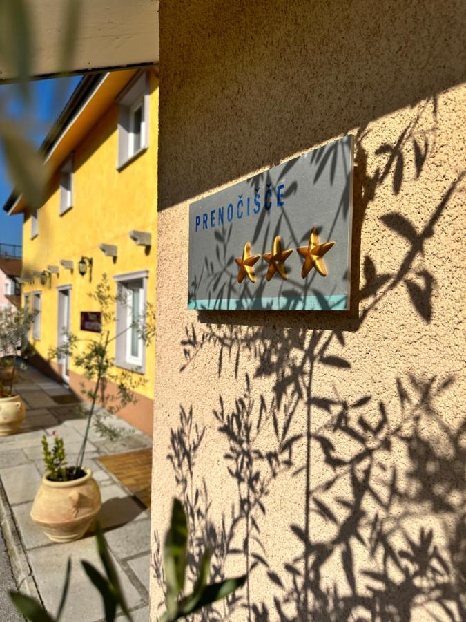 Hotel Grahor Depandance Sezana Exterior photo